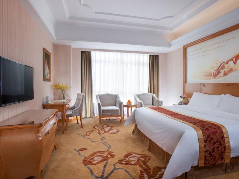 Vienna Hotel Dongguan Shi Exterior photo